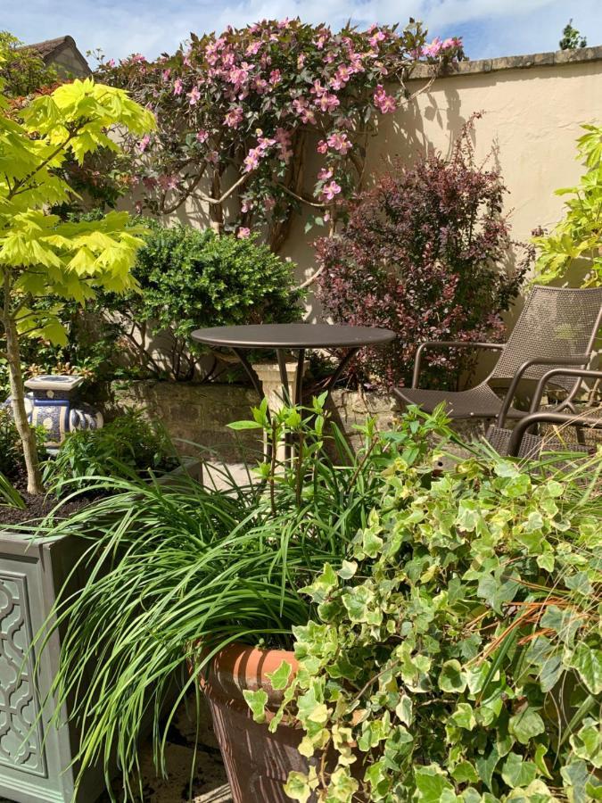 Wee Grange Lägenhet Bath Exteriör bild