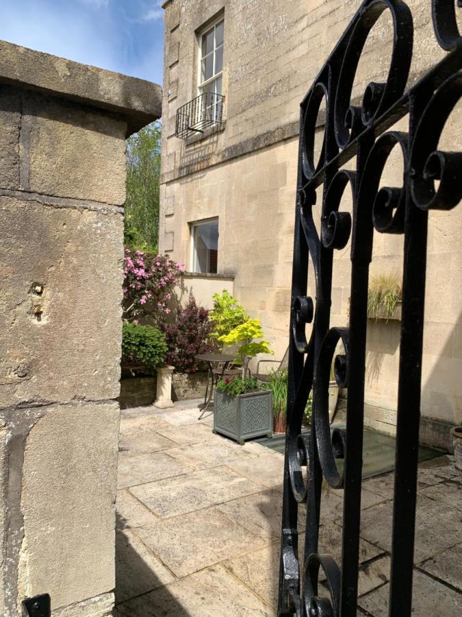 Wee Grange Lägenhet Bath Exteriör bild